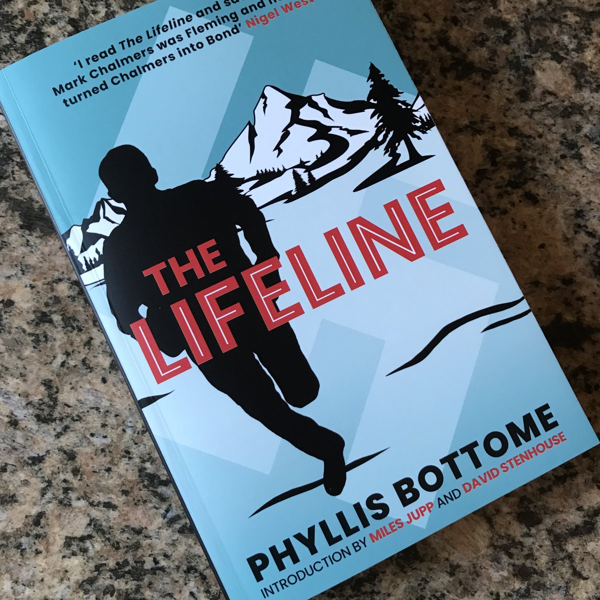 SATURDAY DRAW: Today you can win The Lifeline by Phyllis Bottome - an espionage classic from 1946 republished by @MuswellPress. facebook.com/CrimeFictionLo… Be in it to win it!
