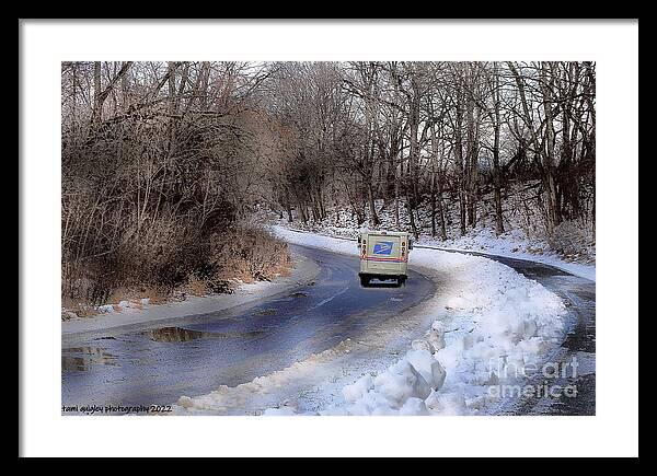 SOLD! tami-quigley.pixels.com/saleannounceme… #ThankYou to the buyer in Moorhead #Minnesota of a 24x16 Winter Delivers #Framed #print! #Gratitude #lehighvalleyphotographer @visitPA #WINTER #Americana #IrontonRailTrail #mailtruck  #art #LehighValley @LehighValleyPA #AYearForArt #ArtistOnTwitter