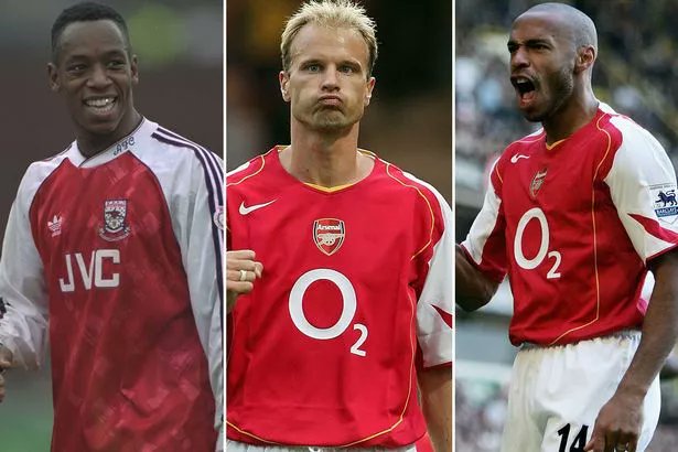 WHO HAS HAD THE BEST TRIO STRIKERS  IN THE PREMIER LEAGUE  ?

A) Chelsea  ( Drogba, Zola, Hasselbaink ) 

B) Liverpool  ( Suarez ,Fowler,Torres )

C) Arsenal   ( Ian Wright, Bergkamp, Henry )  

D)  Man United  ( Rooney , Ronaldo Van Nistelrooy )  

ANSWER WITH #SilverSports