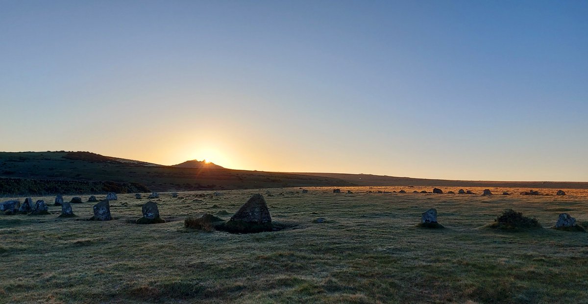 The Sun over Rough Tor from Stannon Circle #sunrise #Bodminmoor