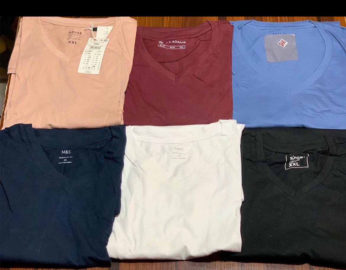 Pls help me retweet when you see this🥹🙏🏽 Plain V Neck shirts now available 🛍️🎊 🏷️4500 Available in colors and sizes ✅ Pls help me retweet 🥹🙏🏽