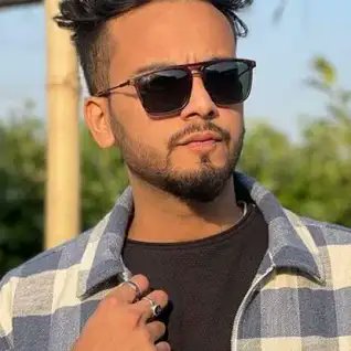 Reports state that the #ED has filed a money laundering case against popular YouTuber #ElvishYadav - who was recently also accused of supplying #snakevenom as a recreational drug in parties. @Uppolice | @noidapolice