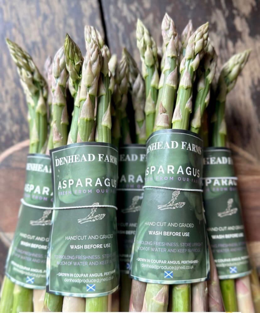 Amanda Lake (@manda_alba) on Twitter photo <a href="/jake_fiennes/">Jake Fiennes</a> This is so right too, from our local Edinburgh community owned greengrocer <a href="/DiginVeg/">Dig-In Bruntsfield</a> 🙌🏽 <a href="/jake_fiennes/">Jake Fiennes</a> This is so right too, from our local Edinburgh community owned greengrocer <a href="/DiginVeg/">Dig-In Bruntsfield</a> 🙌🏽
