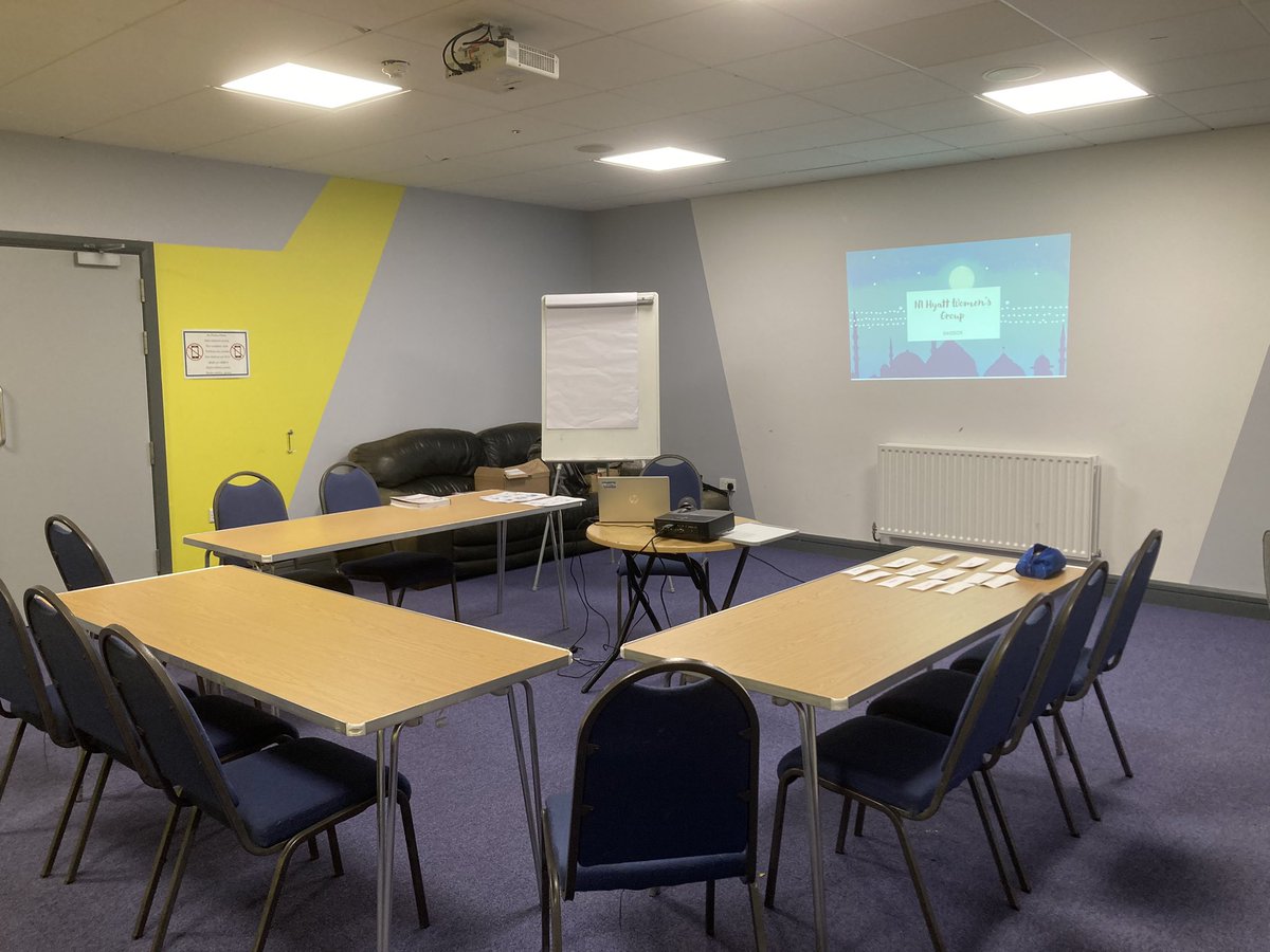 All set up for our #ESOL #nihyatt Women’s group class in #Lurgan 📚
Week 5 going very well ❤️🙏🏼
Thank you <a href="/TNLComFundNI/">The National Lottery Community Fund NI</a> for making this possible 🙏🏼
<a href="/esol_ni/">ESOL NI</a> <a href="/natecla_ioi/">NATECLA: IoI Branch</a>
