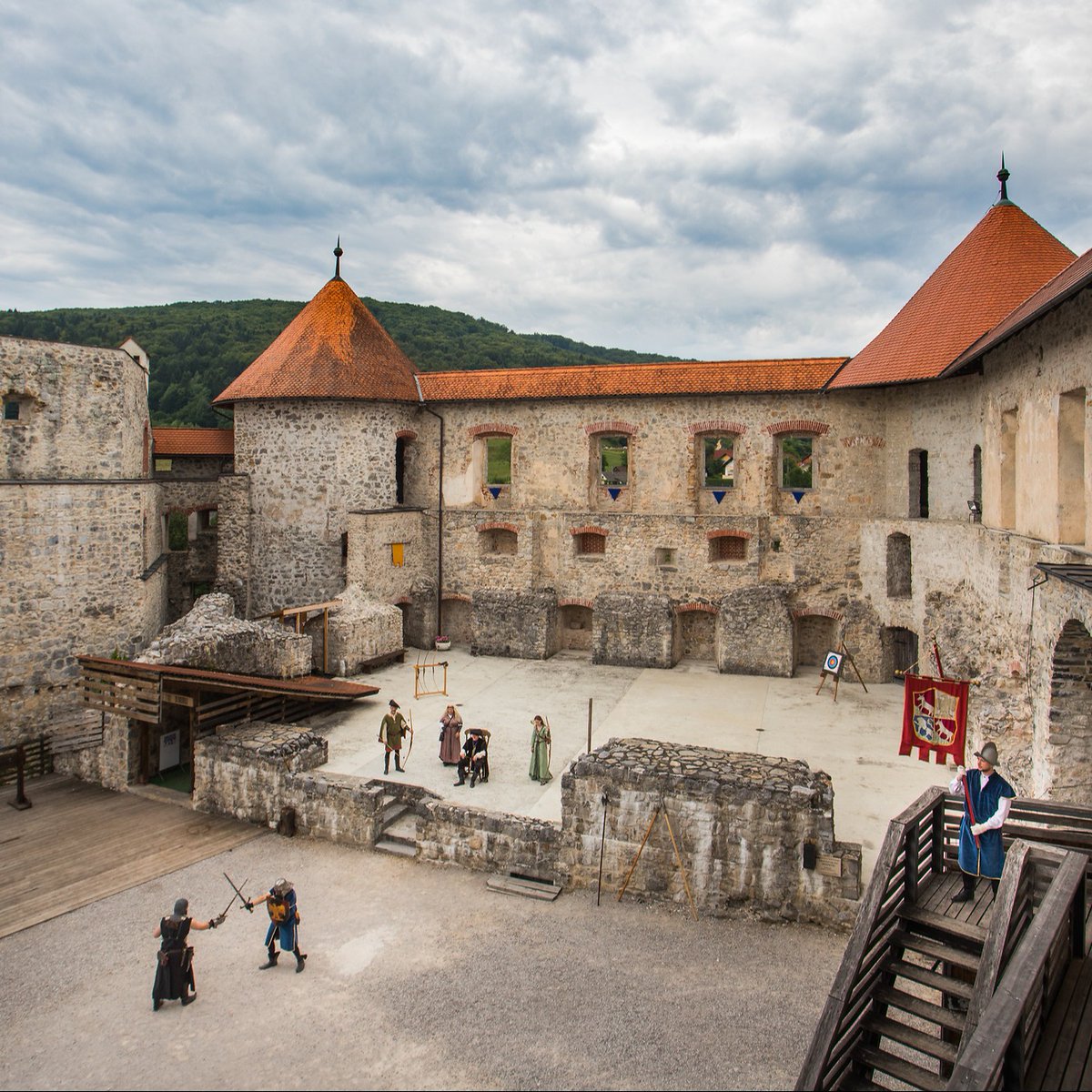🕰️ Travel through history with archaeological heritage experiences! 🕰️

🏛️ Step back in time to the era of Romans, pile-dwellers, and discover exceptional artefacts, some of the oldest in the world!

#ifeelsLOVEnia #sloveniaculture

▶️ More here: ter.li/62le62