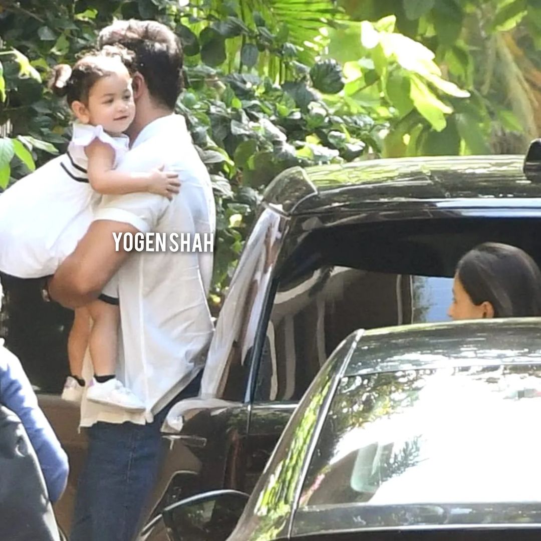 The way Raha clings to Bira is truly adorable..
#RanbirKapoor #RahaKapoor