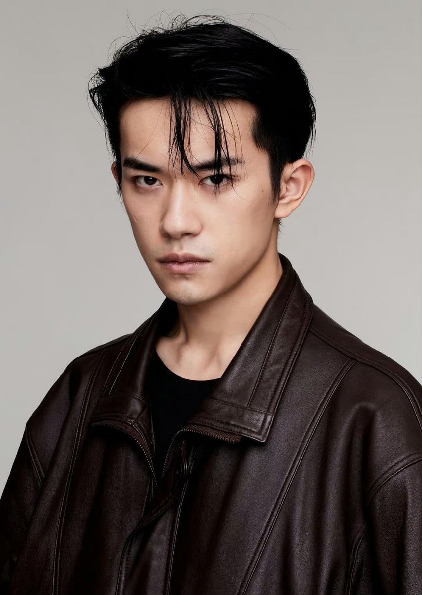 the sexy features on his face now😋

#易烊千璽 #이양천새 #DịchDươngThiênTỉ #อี้หยางเชียนซี #qianxi #yiyangqianxi #易烊千玺 #JacksonYee