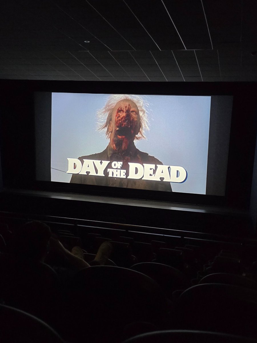 Out last night with @joereecedrums watching George A Romero's Day of The Dead on the big screen 🧟‍♂️🧟🧟‍♀️#HorrorOnTheBigScreen #HorrorCommunity #HorrorFamily #GeorgeARomero #DayOfTheDead