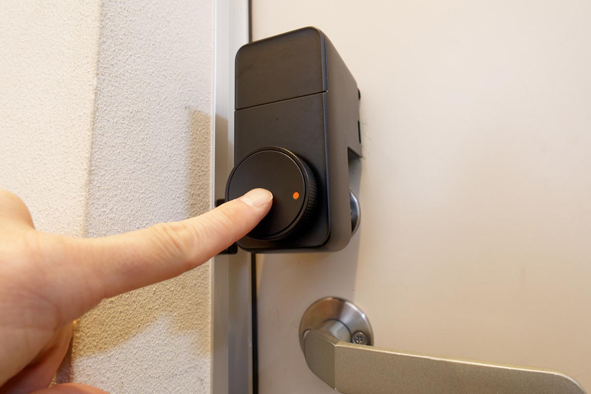 kaden_watch's tweet image. 【今週の人気記事】SwitchBotスマートロック「プロ」何が違うの? 二重ロックの自宅に導入【家電レビュー】 kaden.watch.impress.co.jp/docs/column_re… #SwitchBot #スイッチボット #スマートロック