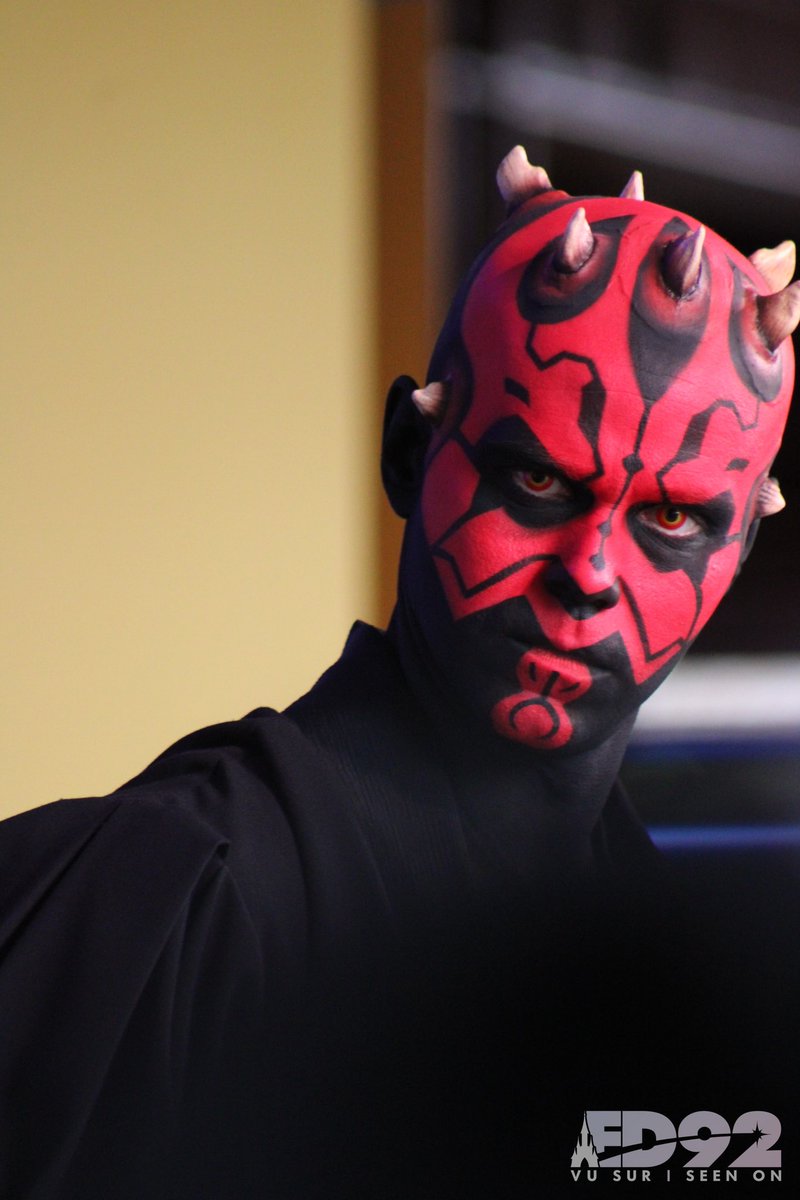 🚨 Surprise appearance by Darth Maul for #MayThe4th at @DisneylandParis