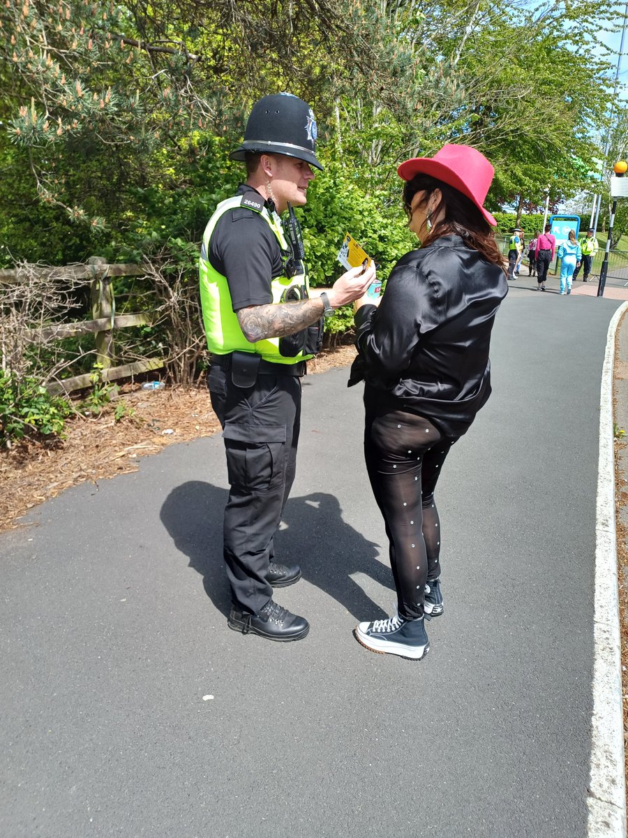 Everyone's in a good mood as they head on over to the Sidewinder concert @thenec and all are pleased to see us and find out why we're here #ProjectServator @BTPBhm