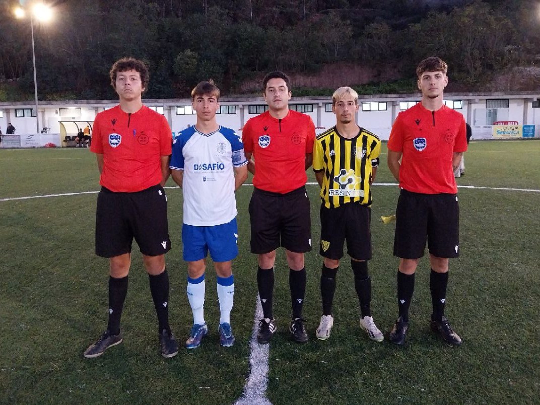 Triunfo solvente de nuestros #blanquiazules ⚪️🔵 en la categoría #Provincial 💪. @Atltacoronte 0⃣ - 5⃣ #JuvenilFundación 👟⚽️ Pablo, Brian y Alfie (x3). #FundaciónCDT @CDTOficial @CdtCantera #DiSAFÍO @PresiCan @Deportecanario #YoSoyElTenerife