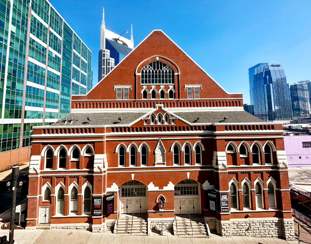 Today, we're 1️⃣3️⃣2️⃣ years young 🎂 

Thank you to everyone who has walked through our doors since we held our first concert on May 4, 1892! 💒 

Reply to this post with your favorite Ryman memory 👇