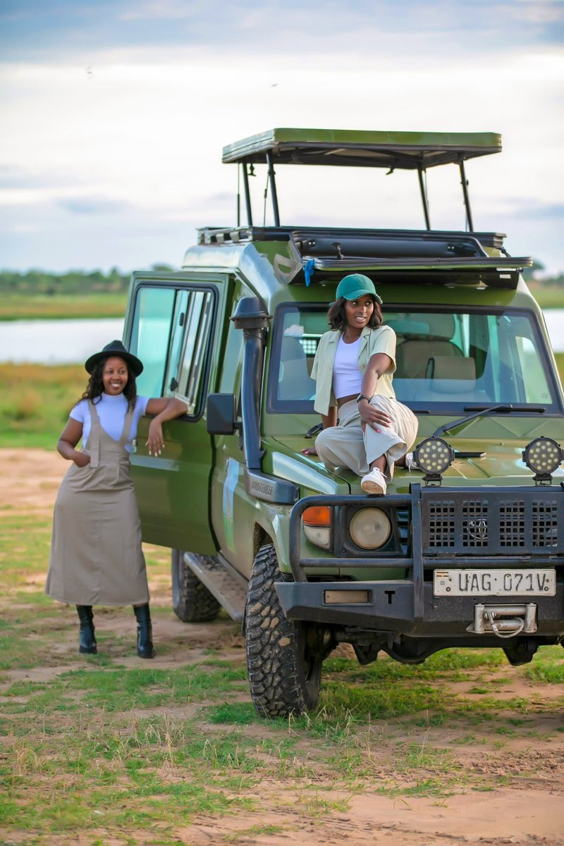 julie_b.k.y tweet media