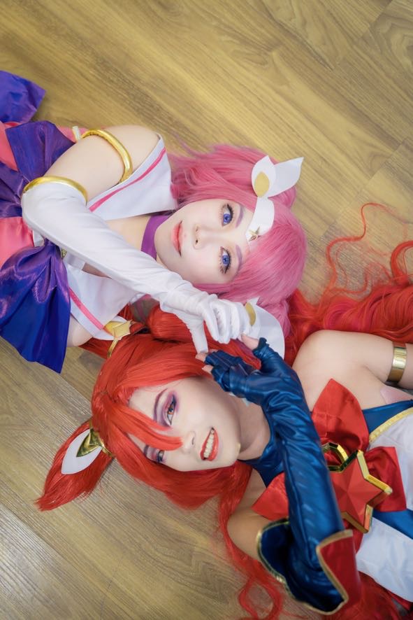 “I love you for all that you are, 
                  all that you have been, 
                          and all you’re yet to be.”

✨Lux / me
❤️Jinx / @milamila0220 
📷 董哥

#StarGuardian #Lux #Jinx #lightcannon