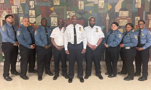 Commanding Officer Wright along with Executive Officers Fonseca & Siedio welcomed School Safety Agents from the recent graduating class to the Bronx East family. 🫡 We know these Agents will be a great asset to their team. Congratulations all. 🎉