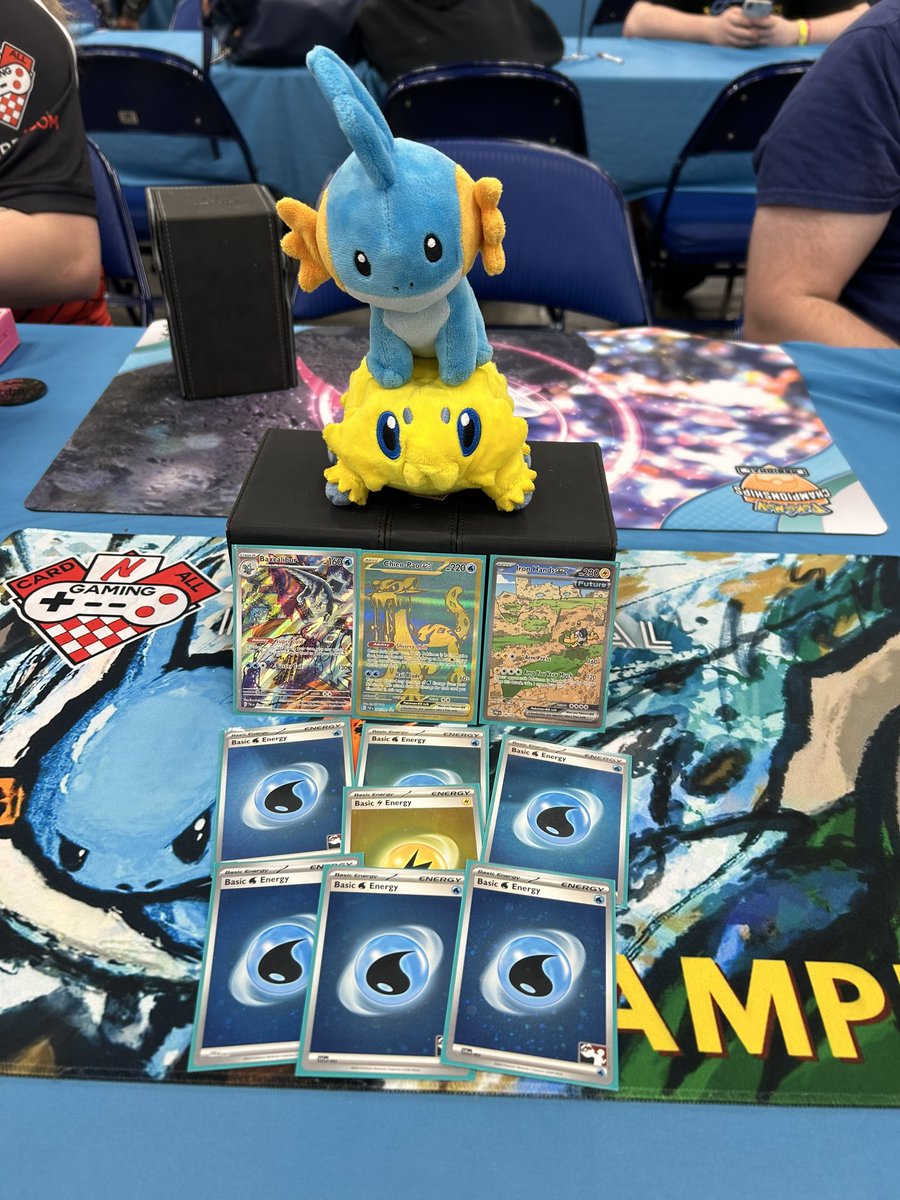 Ready for Indy regionals I found my joltic I’ve been looking for now a year! So he joins our Mudkip squad as we’re on CPAO🥶🥶. Good luck to everyone else here hoping for a day 2 🤞🏻