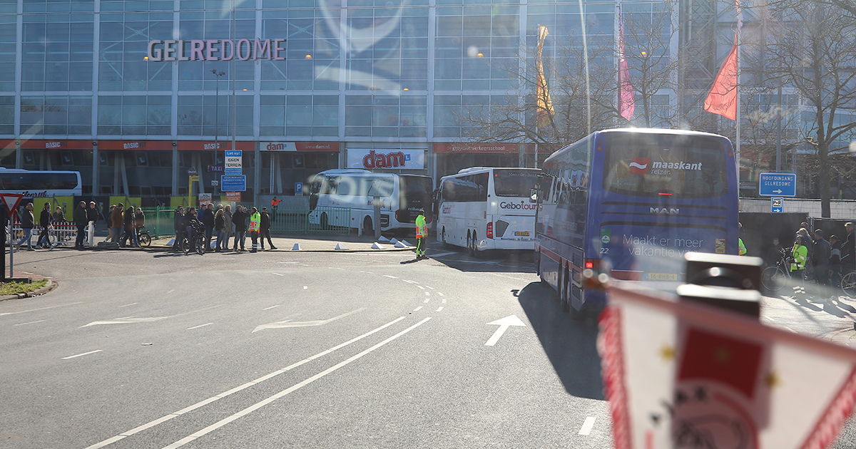 Nieuws: Handige SV Ajax-bussen zetten koers naar Vitesse-uit ajax.li/4b2jQDc #ajax #vitaja