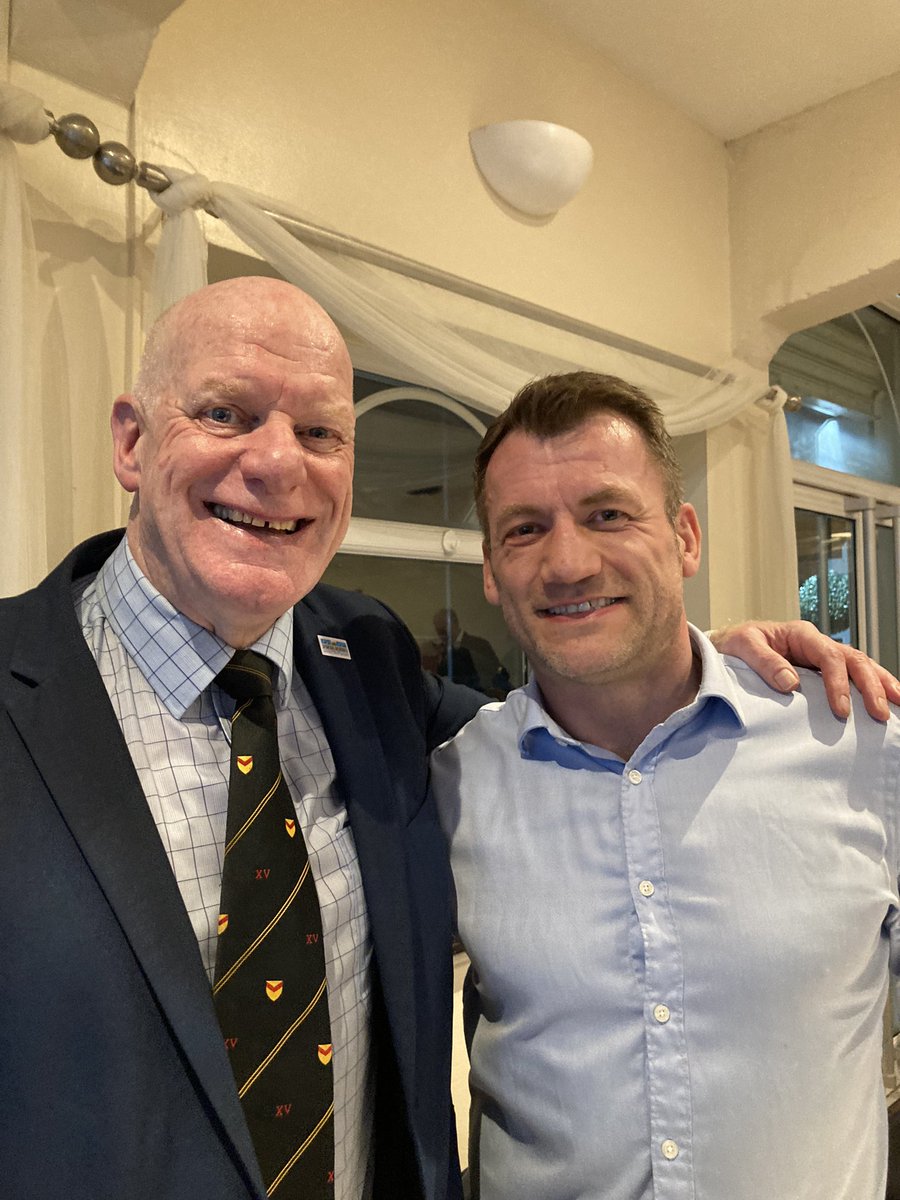 Thanks to the staff + caterers of Birkenhead Park RFC + members of Liverpool + District Referees’ Society for the great welcome at the President’s Dinner last night. Lovely to work with @Mark_Cueto for the 1st time - a top, down to earth rugby man . (I’m on the left) 😉