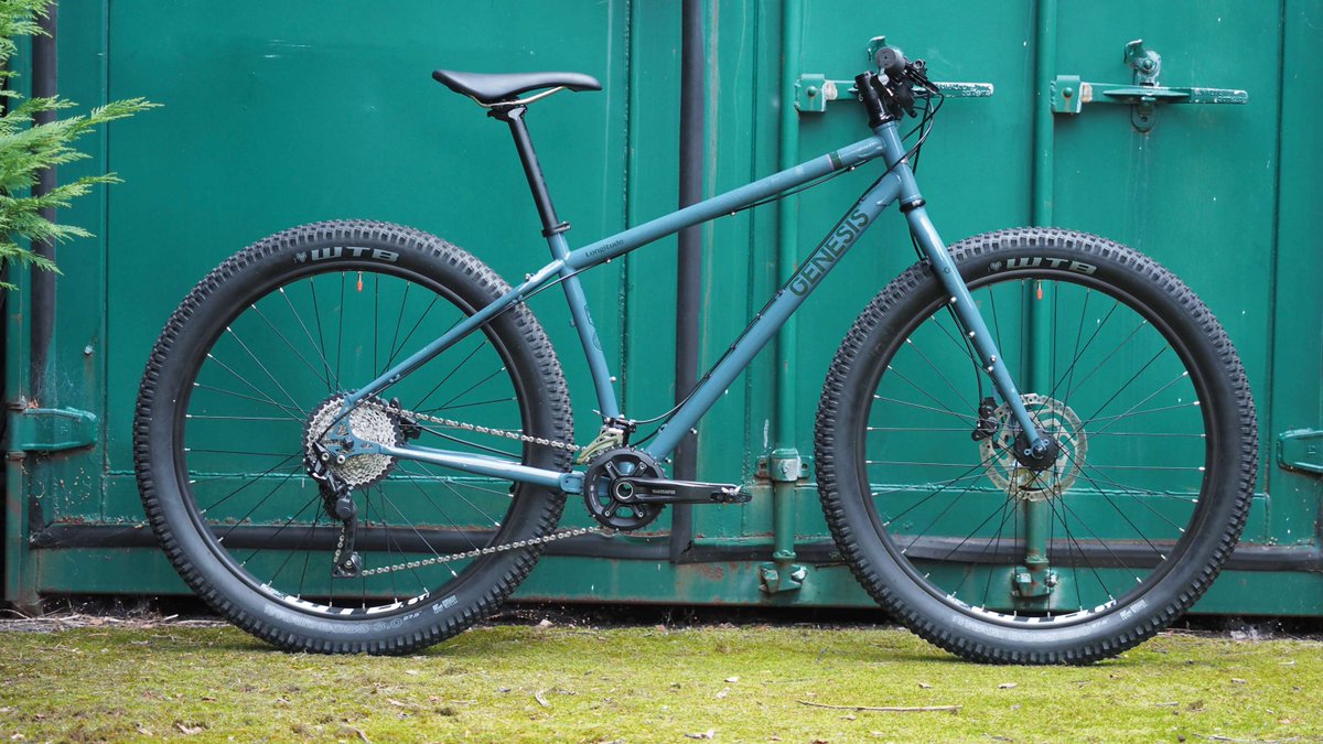 Ready for off-road adventures? Explore our latest bike review! Sean Fishpool tests the Genesis Longitude against gravel bikes. 🚵‍♂️ Discover why it's perfect for challenging trails. Read the review: cyclinguk.org/genesis-longit…
