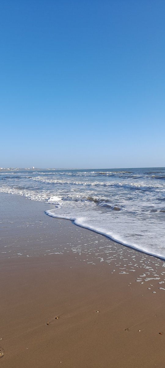 @DailyPicTheme2 Ripples on the beach at Sandbanks, Dorset xx