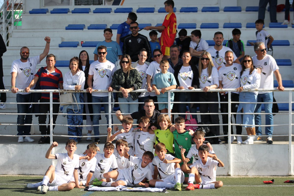 C.P. Flecha Negra ⚪️⚫️ tweet media