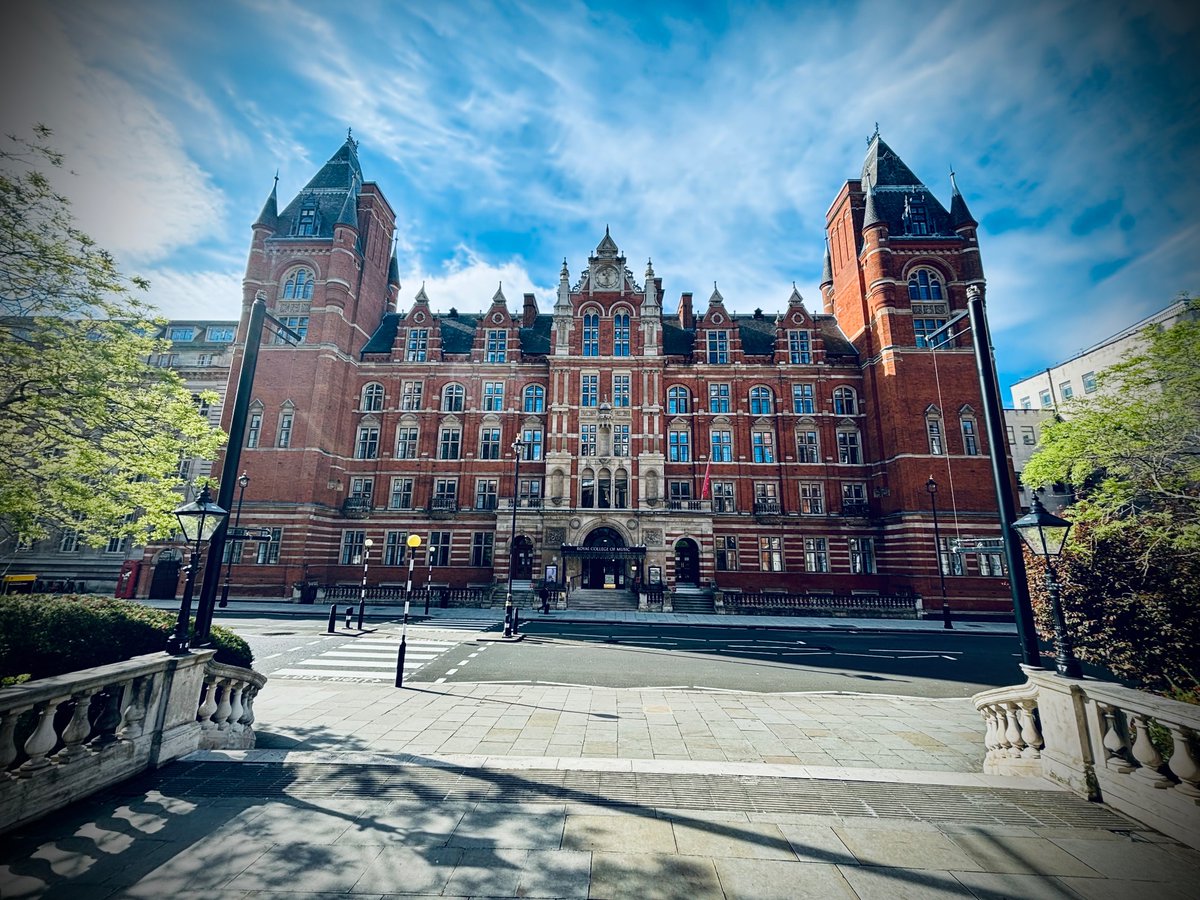 After a couple of weeks away I’m so glad to be back at @RCMLondon Junior Department today. It’s inspiring and gives so much energy to work with these engaging and enthusiastic young musicians.