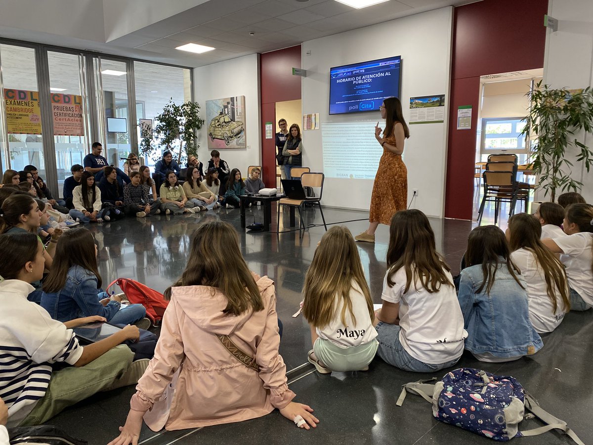 Robert Giret (@robertgiret) on Twitter photo With our <a href="/C_Mas_Camarena/">Complejo Educativo Mas Camarena</a> #TechnovationGirls at the <a href="/UPV/">Universitat Politècnica de València</a> to learn how to pitch their project on the 25th May 😎 With our <a href="/C_Mas_Camarena/">Complejo Educativo Mas Camarena</a> #TechnovationGirls at the <a href="/UPV/">Universitat Politècnica de València</a> to learn how to pitch their project on the 25th May 😎
