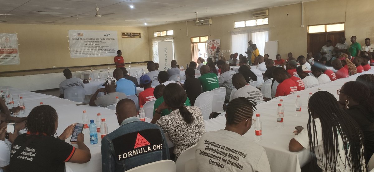 misamalawi's tweet image. "We can also explore how to make sure journalists  enhance their positive role in the electoral process by verifying stories, avoiding bias and misinformation" British High Commissioner to #Malawi @floneritchle during #WPFD2024 Panel Discussion in Mangochi. #DefendMediaFreedom