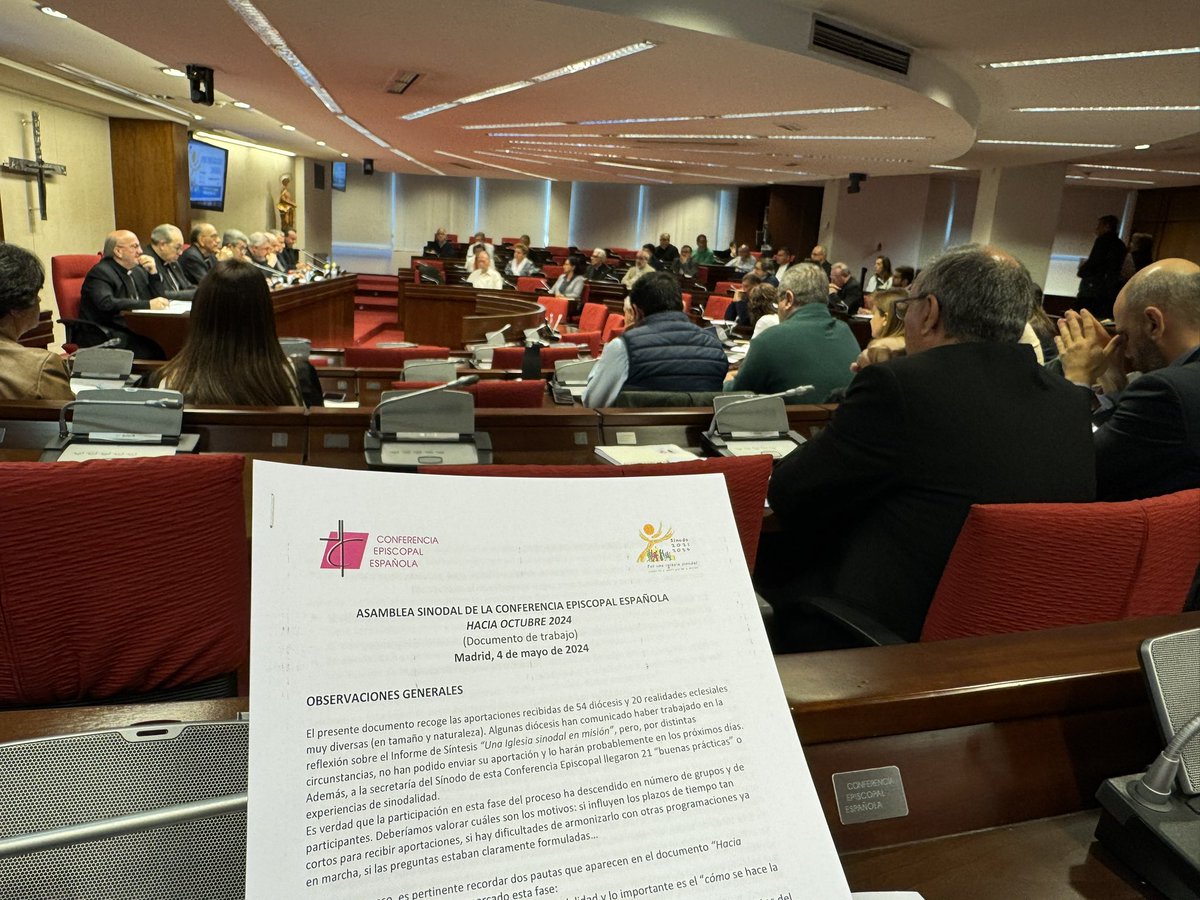 En esta mañana participo en la Asamblea Sinodal de la Conferencia Episcopal Española, haciendo camino hacia Octubre de 2024. <a href="/Synod_va/">Synod.va</a> <a href="/prensaCEE/">Of. Información CEE</a> <a href="/architoledo/">Archidiócesis de Toledo</a> 

#IglesiaQueEscucha
#Comunión #Participación #Misión 
#LaAlegríaDeCaminarJuntos