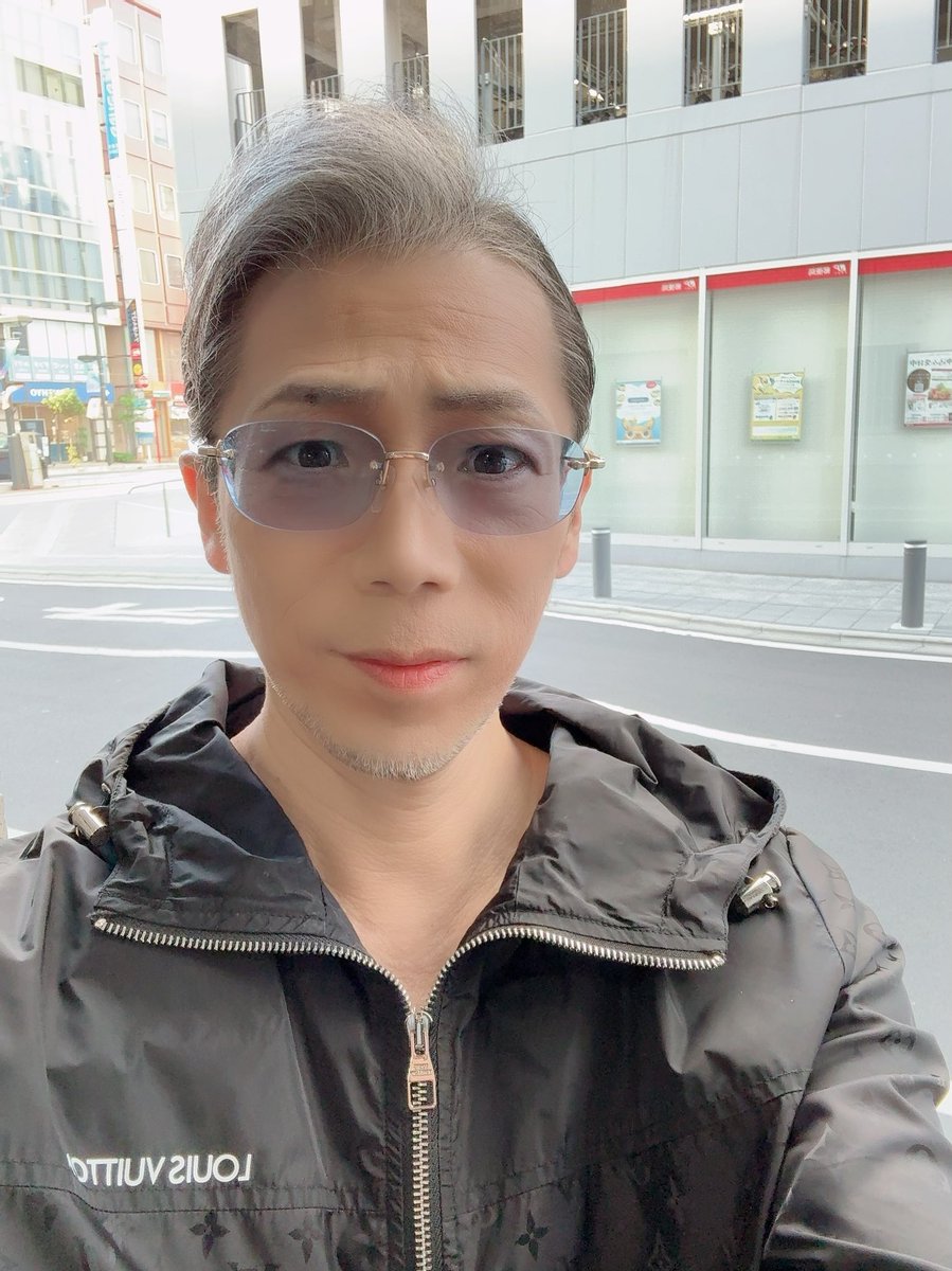 jphunk141's tweet photo. 本番 です
皆さん 素敵なステージとなります事を。
🕺😊🕺
#FINALLEGEND 2024
#HiguchiDanceStudio
https://t.co/nKRnp6sXiC https://t.co/wSuB6lgWIZ
