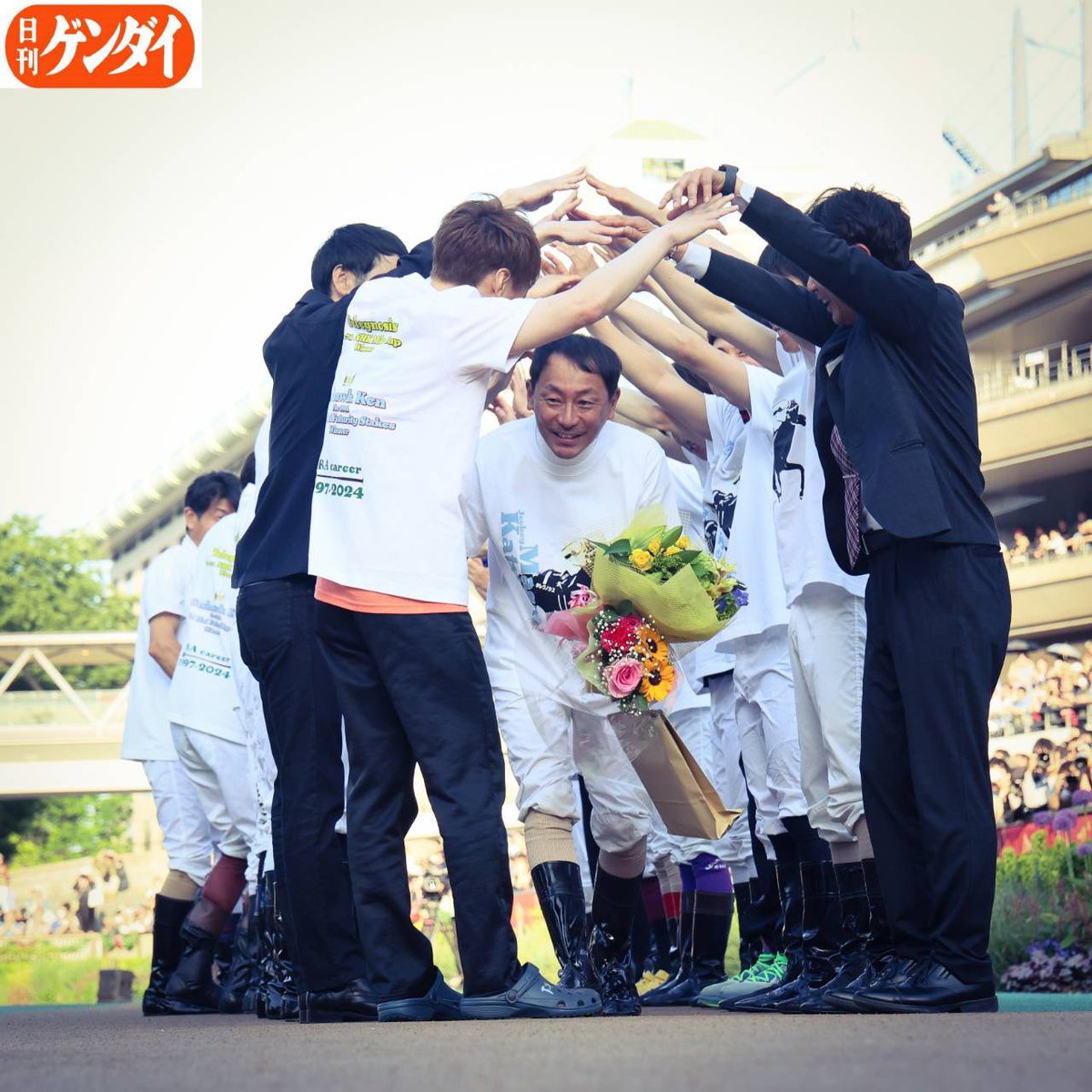 勝浦正樹騎手、暖かい引退式となりました。
#勝浦正樹 #東京競馬場 #引退式