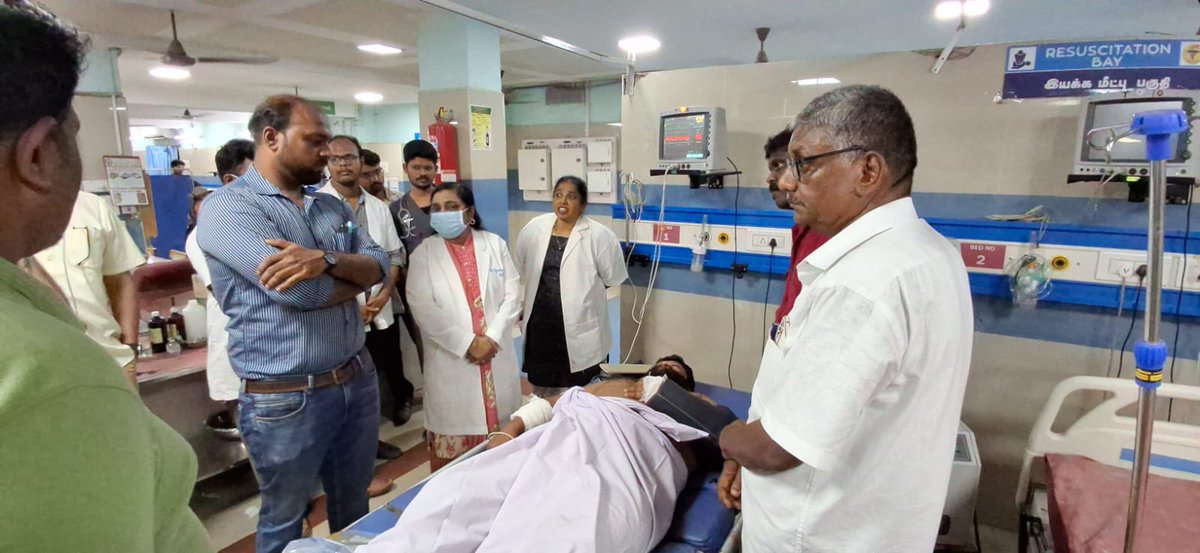Activist Ferdin Rayan was hacked by unidentified persons in Tirunelveli. He has been admitted to Tirunelveli Medical College Hospital with severe injuries.