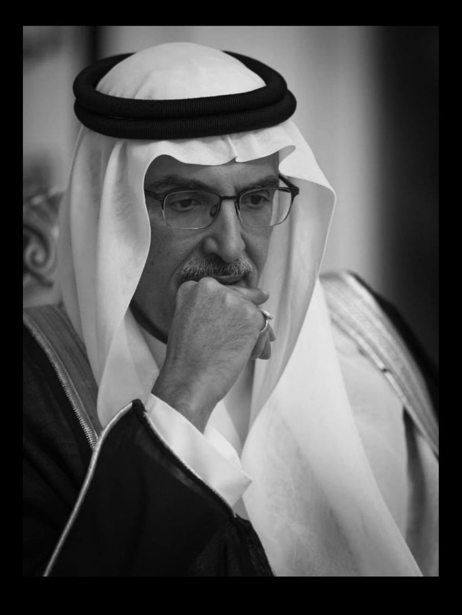 وأنطفى "بدر" الحروف

اللهم اغفرله وأرحمه 

 #بدر_بن_عبدالمحسن