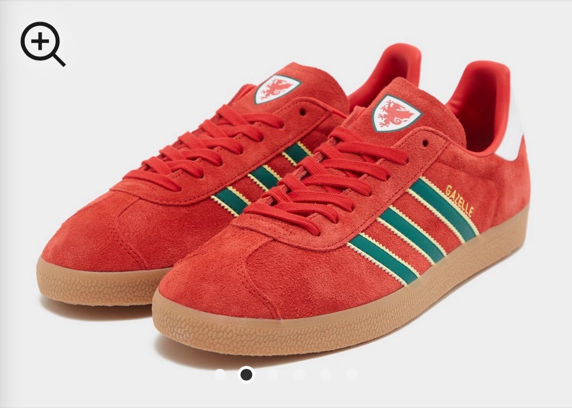 rosewells21's tweet photo. @elisjames you need these. https://t.co/WjPAgpWfve