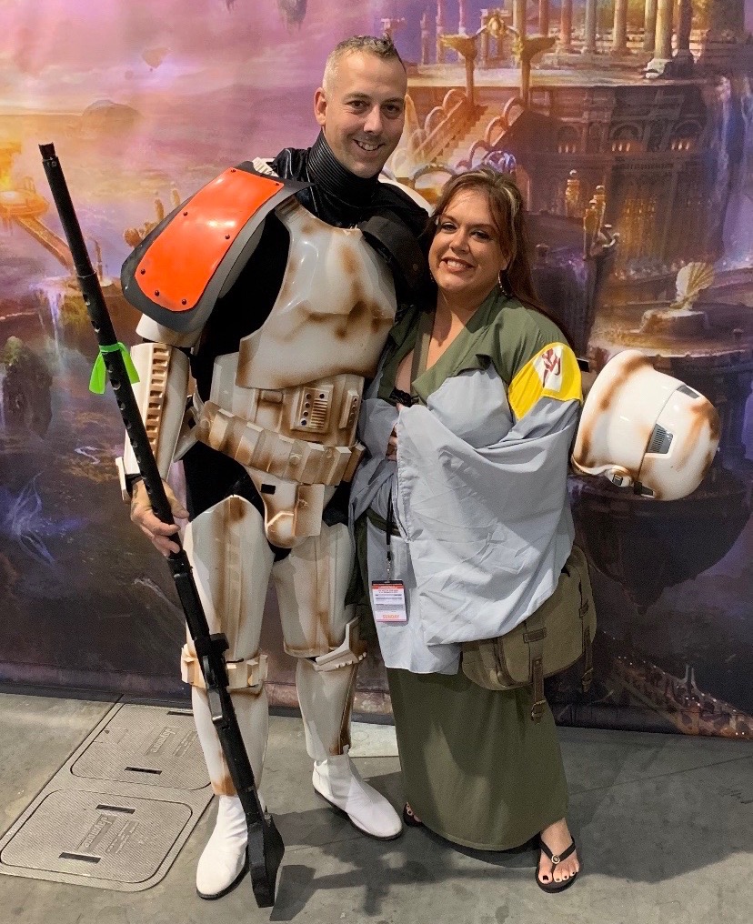 May the 4th be with you! 
.
#rogue518 #roguesalvage #cre8tivehooligan #starwars #cosplay #loveofmylife #maythefourth #soldier #sandtrooper #mandalorian