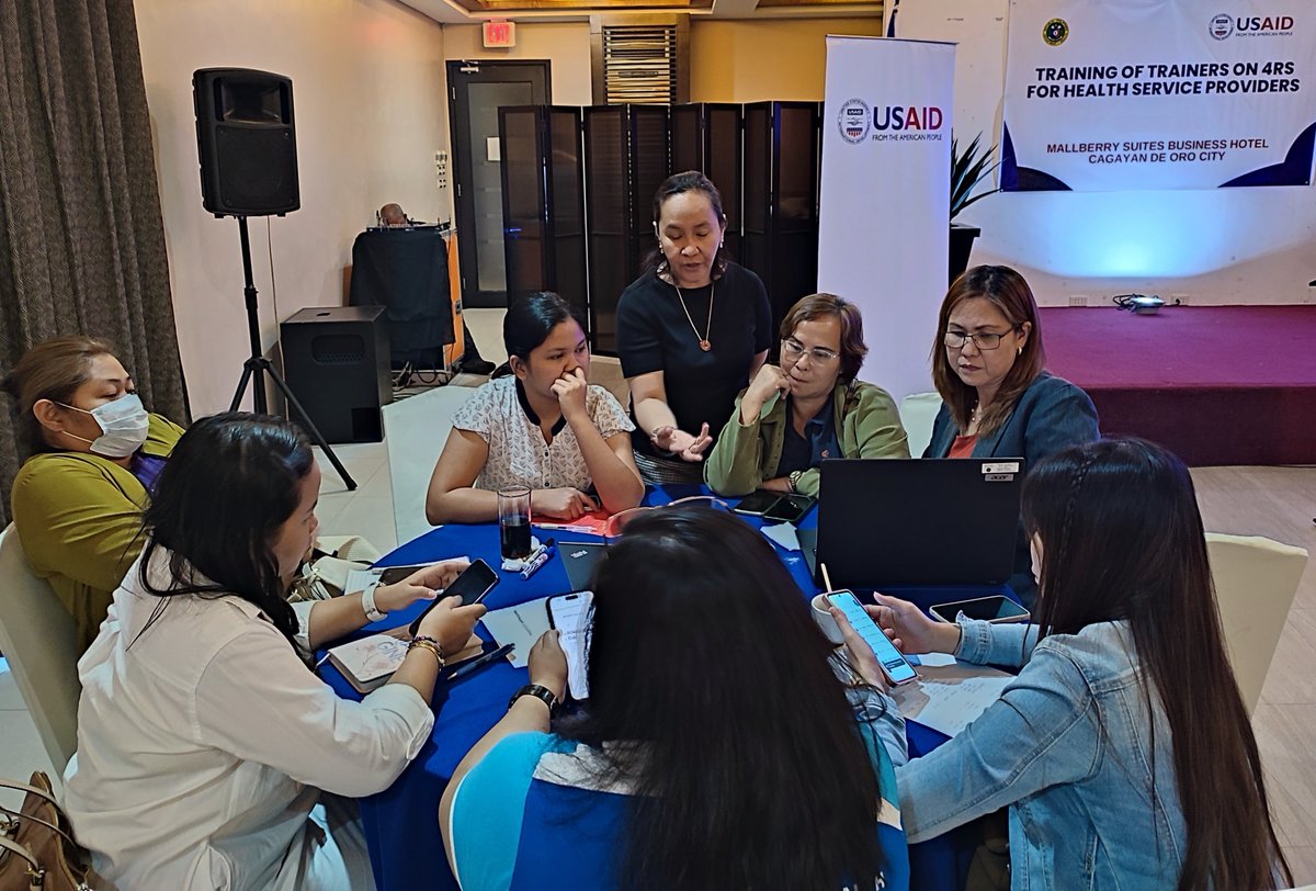 Congrats to the 27 outstanding health service providers and program managers for their successful completion of the Mindanao-wide ToTs on #GenderSensitivity and 4Rs! 🌟 @USAID is proud of your commitment to advancing #SGBV prevention and response. #ChampionsOfChange 🚀👏