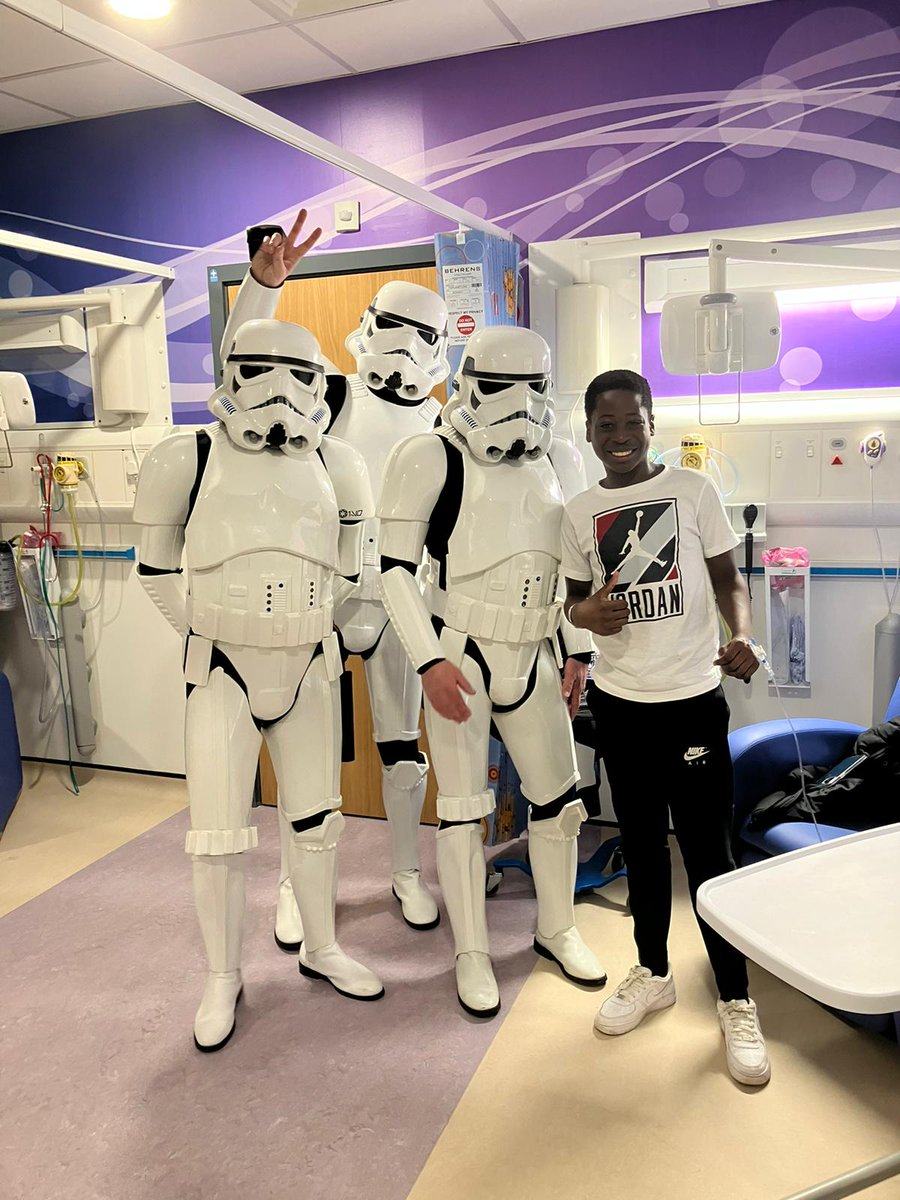 May the 4️⃣th be with you! 🌟 Our young patients had a galactically good time when a Jedi, Java the Hut, Stormtroopers and TIE pilot flew in for a special #StarWarsDay visit! Thank you to @501stLegion and @rebellegionuk for the out-of-this-world visit! 🌠