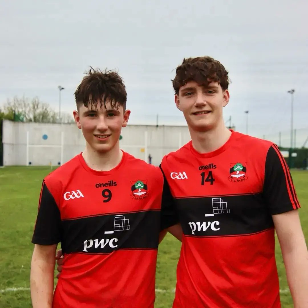 Well done to this year's U16 hurling captain, Conor Fitzpatrick, and joint vice-captains, James Canty and Jordan O' Donoghue. The very best of luck as you develop in your new roles, the team, coaches, and club are supporting you all the way. 🔴⚫️