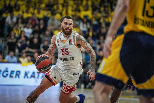 Euroligue de basket : Monaco vers un cinquième match décisif après sa victoire face au Fenerbahçe france3-regions.francetvinfo.fr/provence-alpes… #EuroLeague #sports