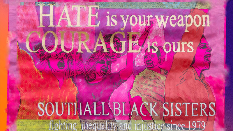 'Hate is your weapon, courage is ours' This quilt, called ‘Let’s put race back into equality’ was created in 2008 by artist and filmmaker @shakilamaan for @SBSisters #Art #WomenArtists #ProtestArt