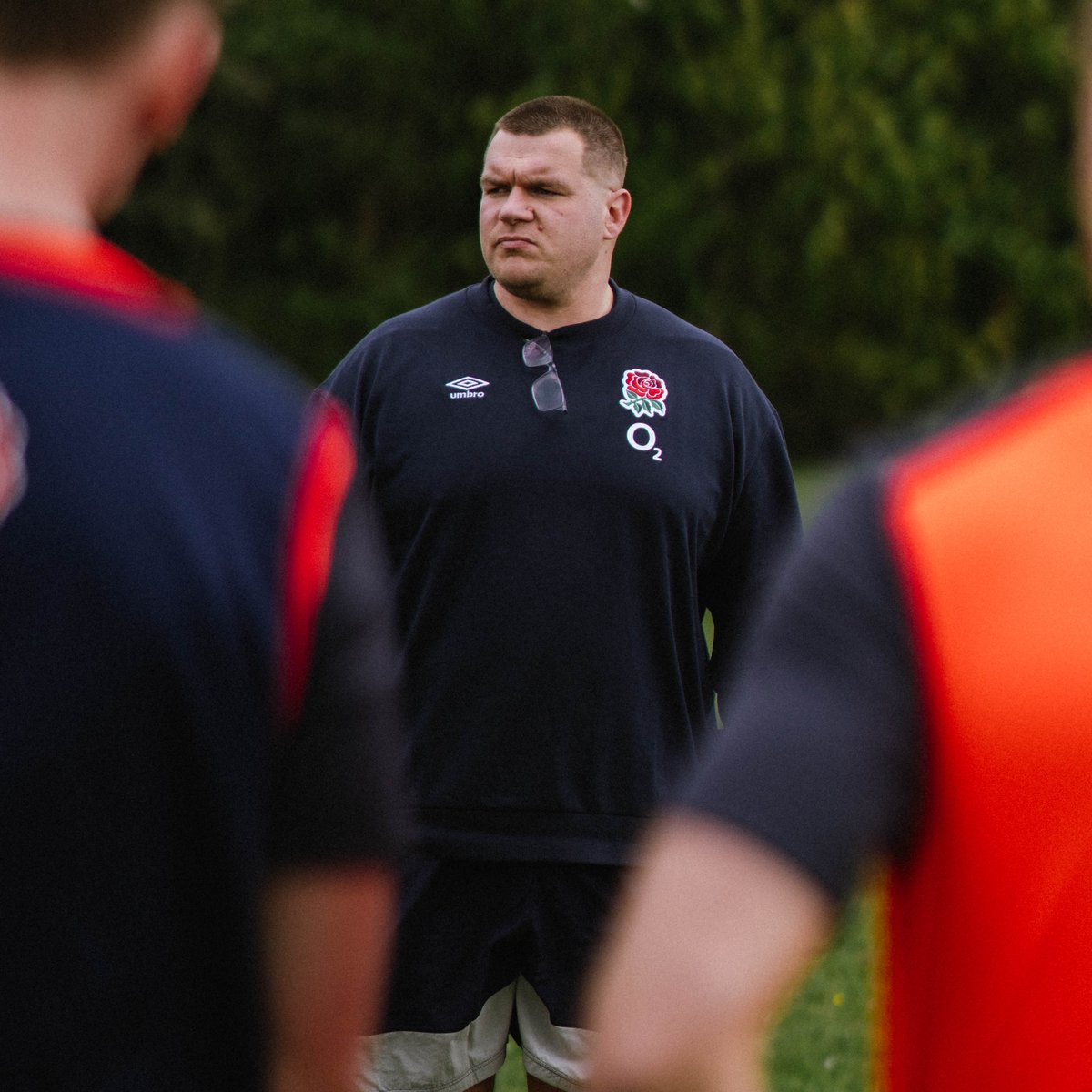 💬 “There are some really serious rugby players within the university pyramid and that is what is great about England Students...' Ahead of @EngRugbyUnis' clash with France, we heard from head coach Darren Fearn 🫡 ✍️ @joeharvey34 | 📸 Three2 talkingrugbyunion.co.uk/exclusive-engl…