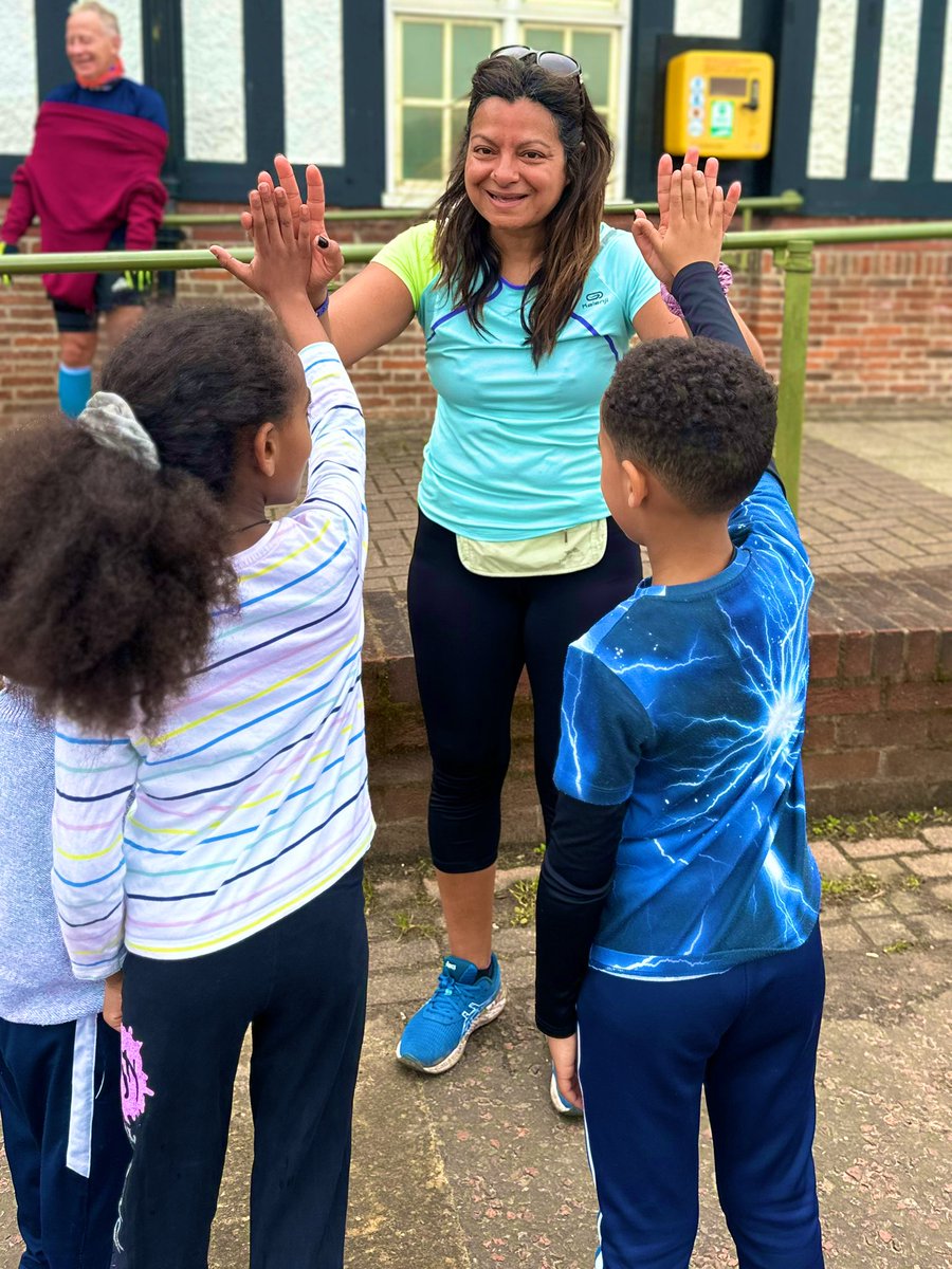 High five to my #parkrun pace setters - Natan is aged just seven, his sister Zebib is only eight, they both left me for dust as they smashed the 5k this morning
🌟 🥇 💪🏾 
#loveparkrun