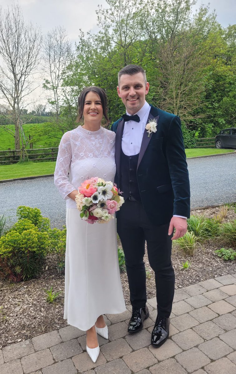 Congratulations and best wishes to Andy and Caoimhe on their marriage yesterday from all @nicksgaa 🍾🍾🎂🍾🥂🍺🍺🥃 @NBSHIPPING