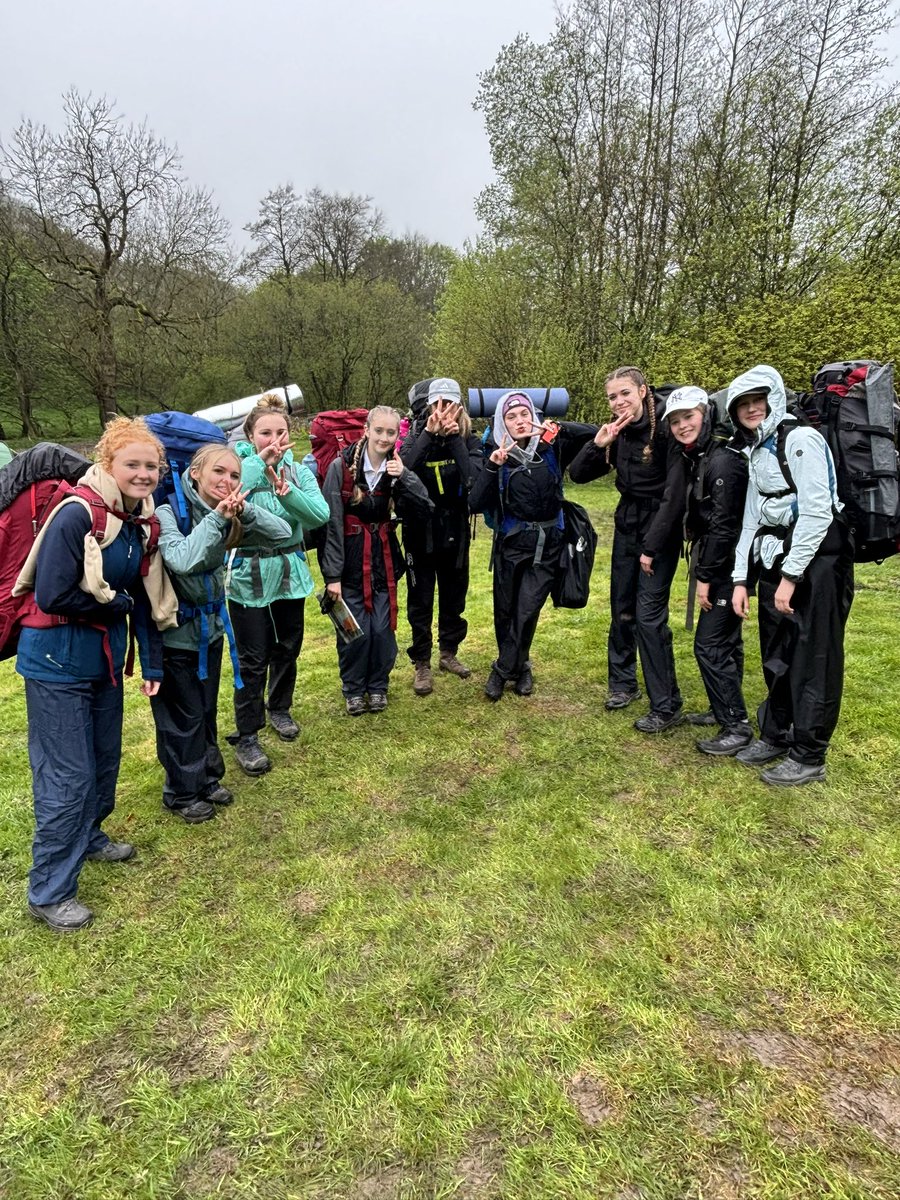 Team 1&amp;2 battling the elements on their Bronze Duke of Edinburgh practice expedition in Rosedale! #verywetconditons
