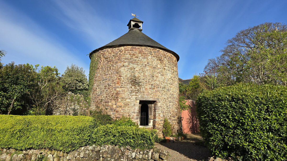 Starting the bank holiday weekend with blue skies, sunshine, and the steam festival at Dunster Station 🚂☀️ Discover the enchanting charm of our village! #Dunster #DunsterInfo