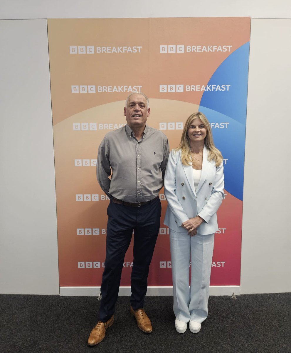 Watch our Chair and cofounder @Clarita_MH talk about the free, life-saving therapy we offer men in suicidal crisis on @BBCBreakfast (scroll to 2.22) bbc.co.uk/iplayer/episod… Clare was joined by Geoff Gascoigne who we recently helped at James’ Place Newcastle 💙