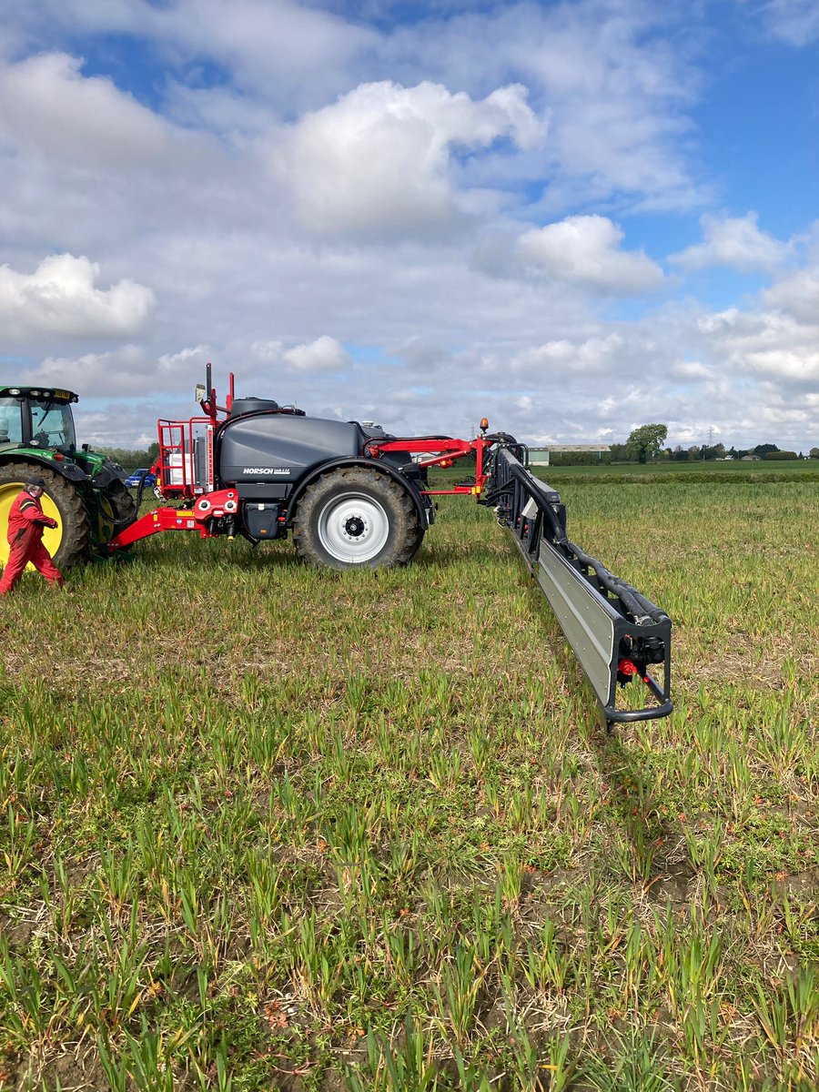 New Horsch AX set off last week. Section control and auto boom height with Will Stamp. #Lincolnshire #Sprayer #fertiliser #Leeb #horsch