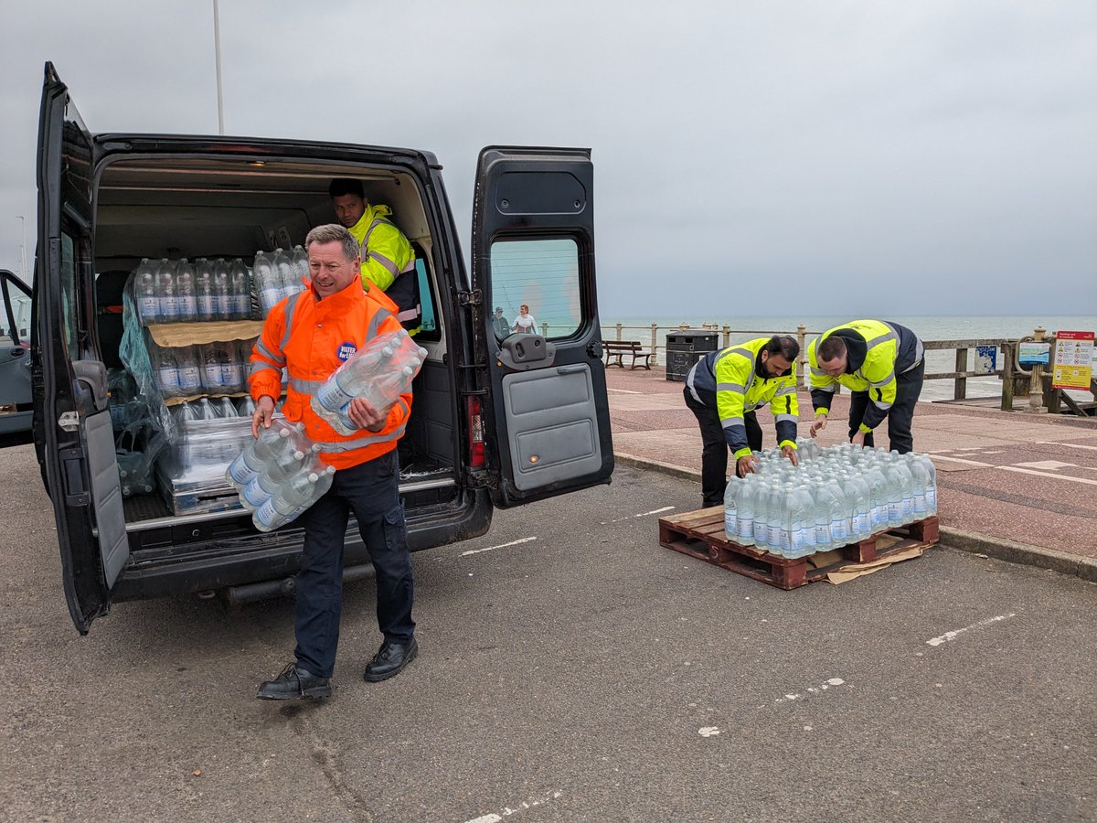 We're sorry if you've found it difficult to access our water stations due to traffic, and that there are delays. Our drivers are stuck in the same traffic but are on their way. Hastings Academy and Sea Road are serving customers more quickly, while Tesco and Asda are restocked.