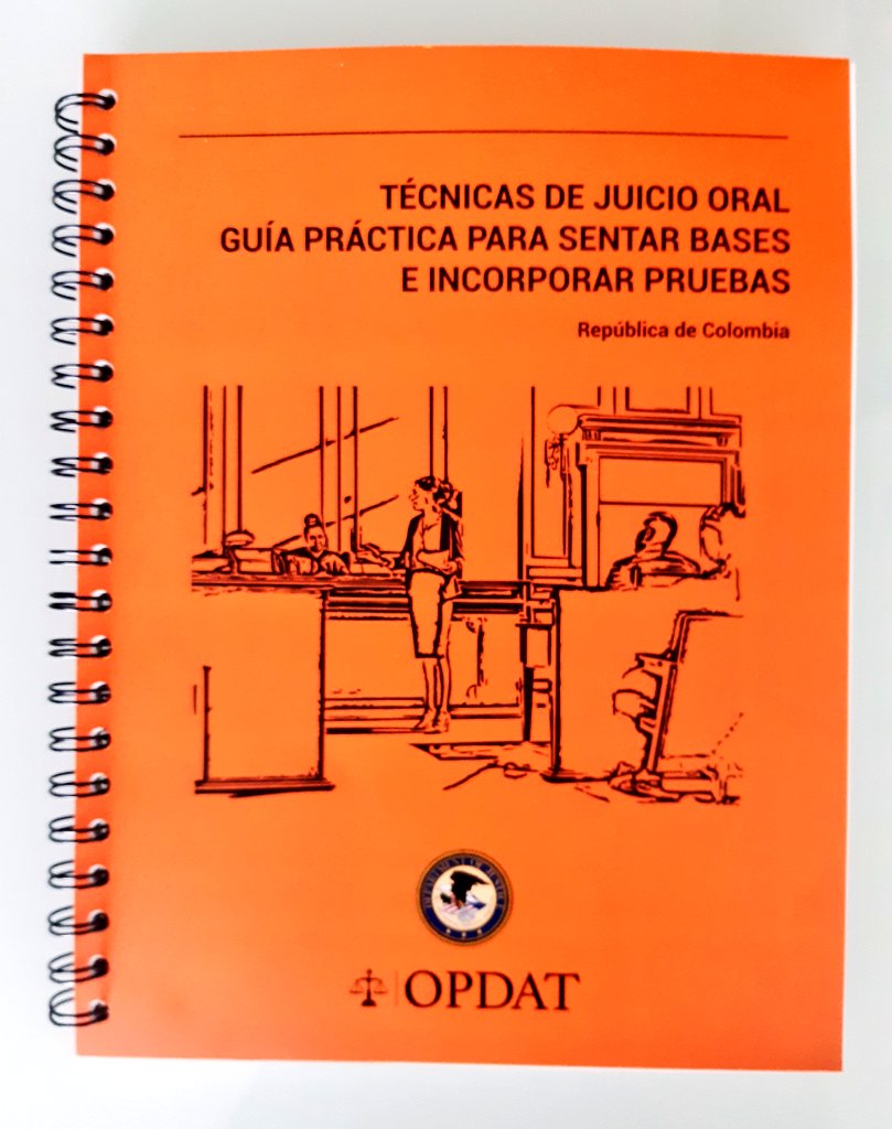 A los estudiantes de la @UExternado, a propósito de uno de los temas vistos en el semestre que termina, les comparto la recién publicada 'Guía práctica para sentar bases e incorporar pruebas', publicada por #Opdat @USDOJ_Intl @USEmbassyBogota. escuelajudicial.ramajudicial.gov.co/sites/default/…